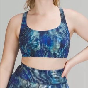 Lululemon wunder train bra C/D, medium support